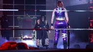 Mei Ying stands up!